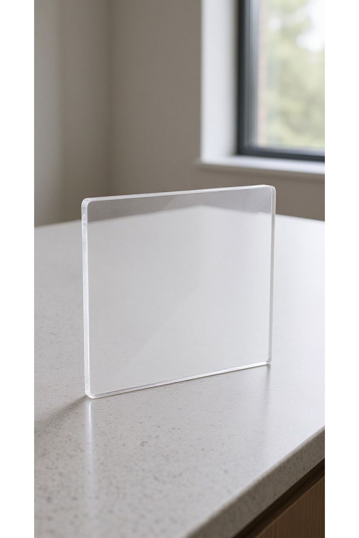 12x12 cm 5 mm Şeffaf Pleksi Akrilik Kare Plaka Dayanıklı Çok Amaçlı Dekoratif ve Kesim Uygulamaları
